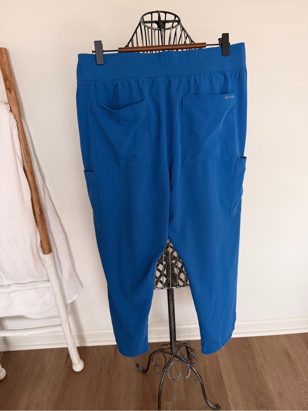 Hypothesis Drawstring Scrub Pants - Picture 4 of 9
